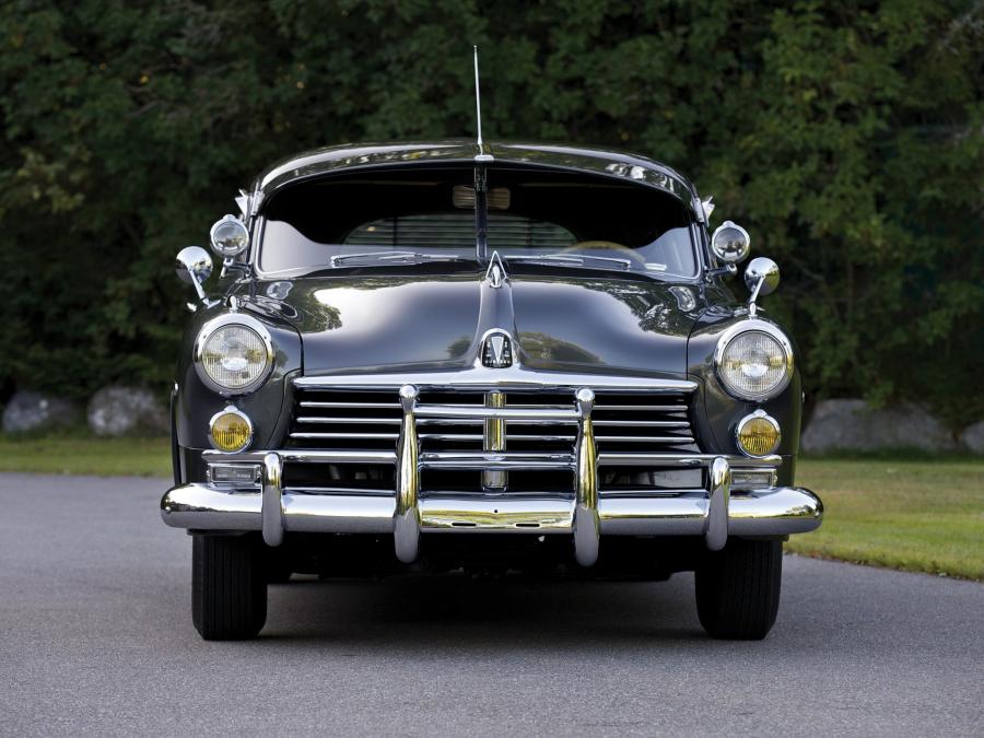  Hudson Commodore Eight Sedan (484) 1948 года  (фото 7 из 8)